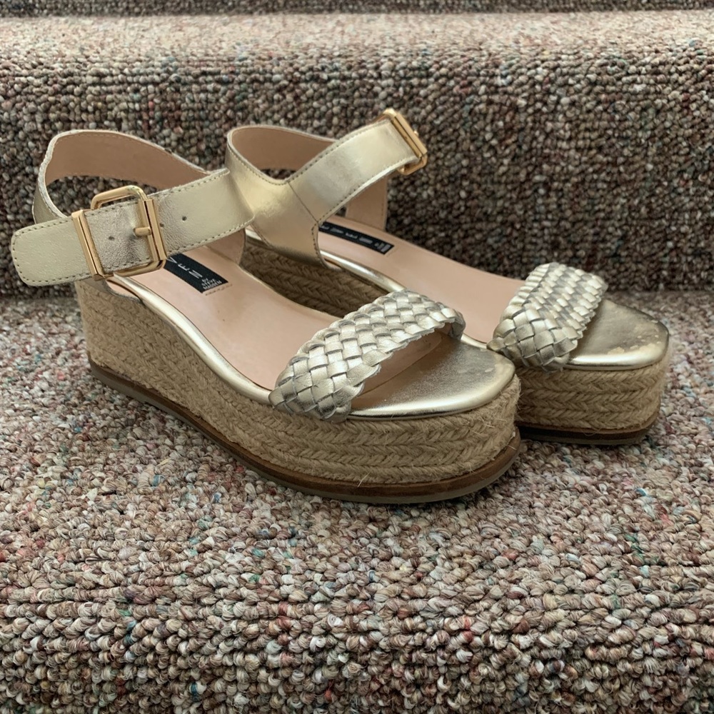 Gold Steve Madden platform sandals